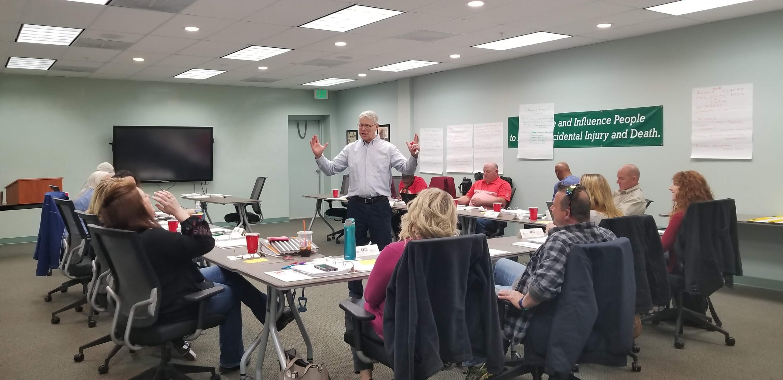 Tom Meighen teaching at Chesapeake Region Safety Council